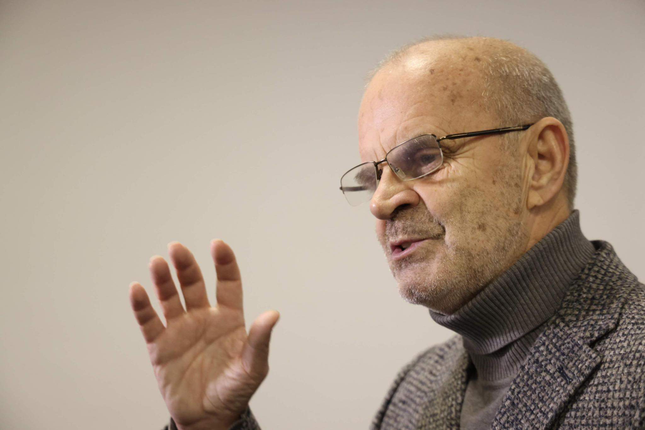 Adnan Rondić se emotivno oprostio od dr. Bajraktarevića: „Majstor briljantnih misli“